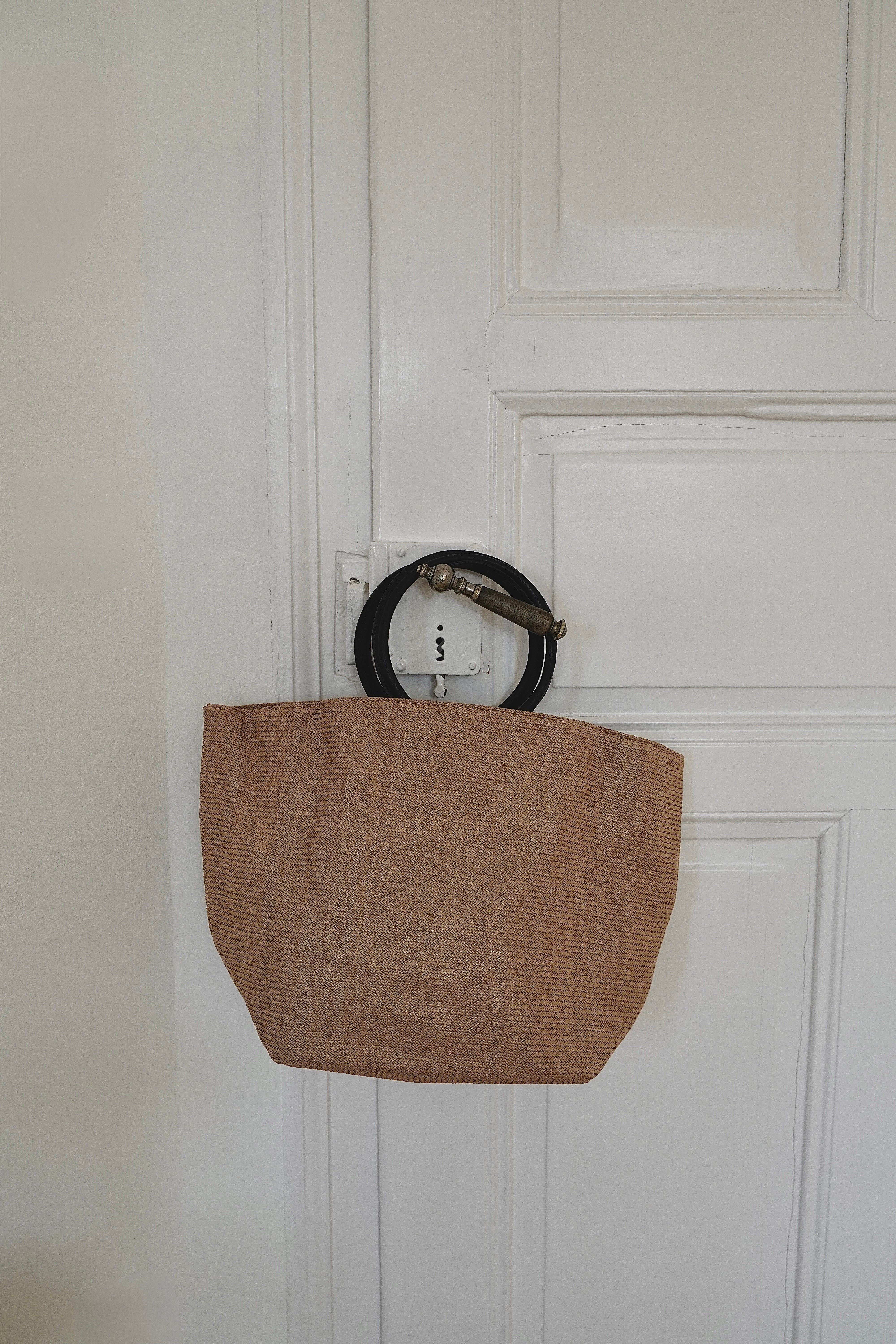 Arc Straw Bag