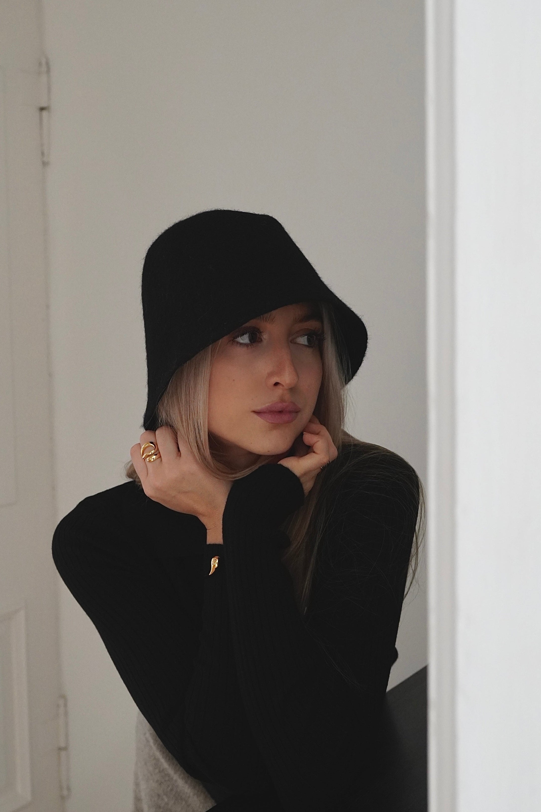 Wool-Bucket Hat Black