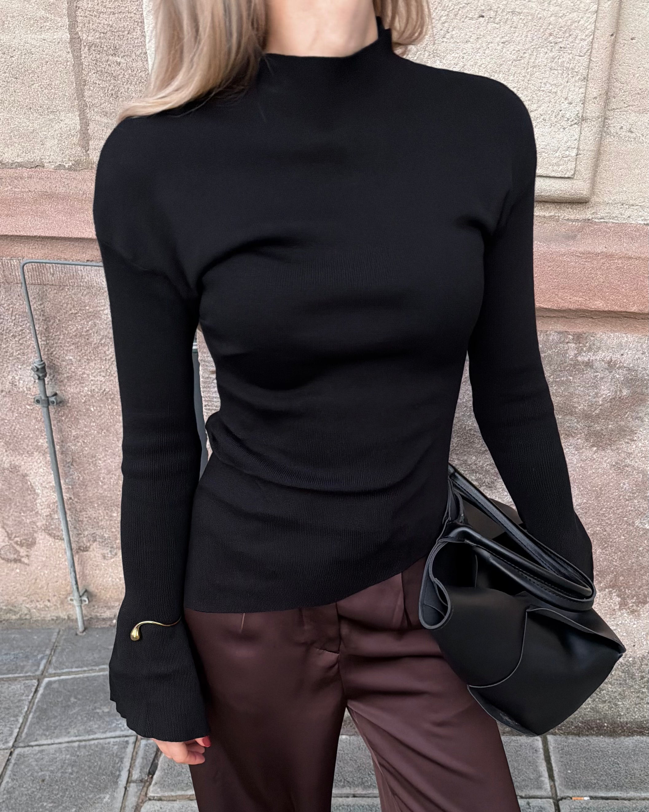 Asymmetric Flare Sleeve Top