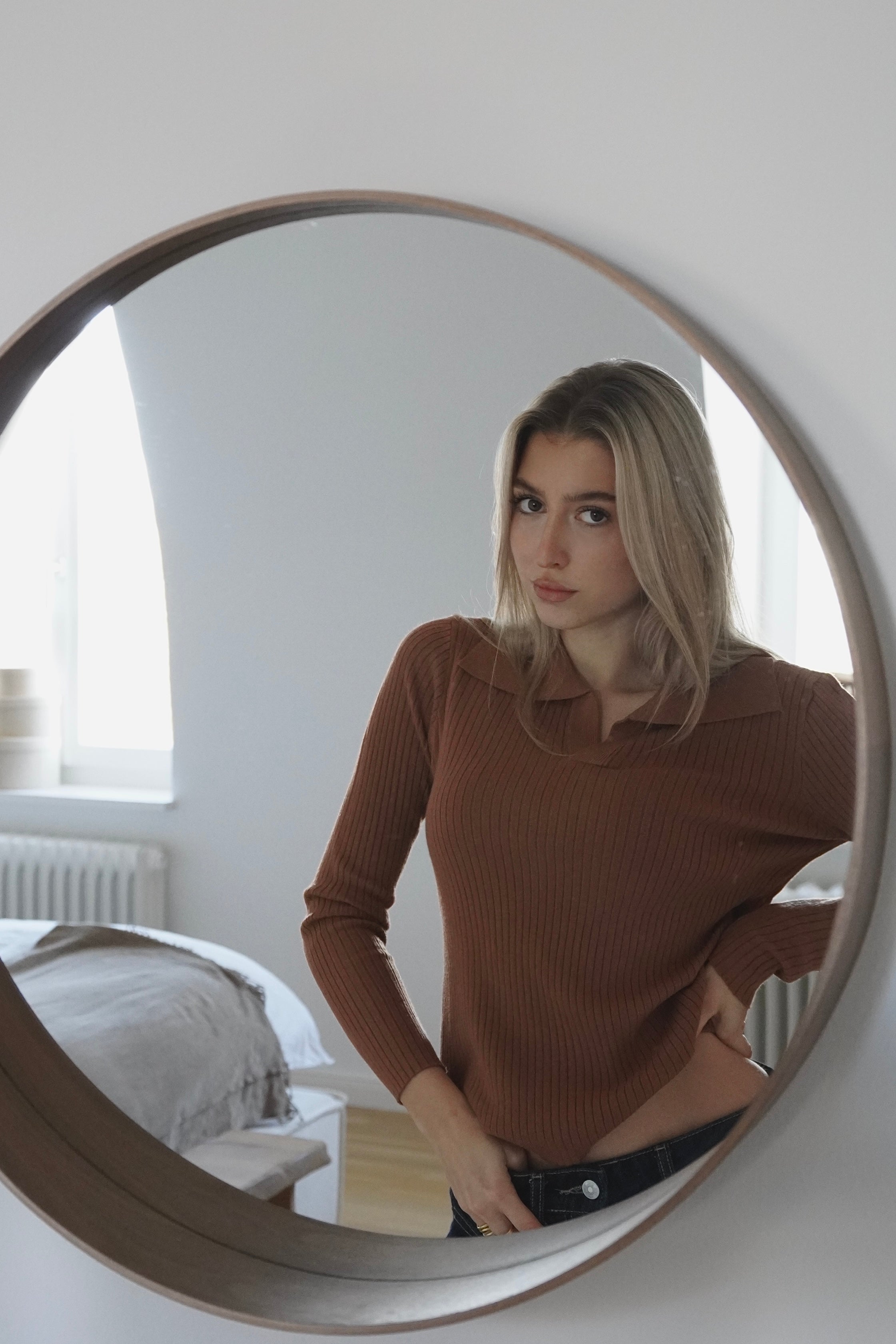 V-Neck Longsleeve Chestnut